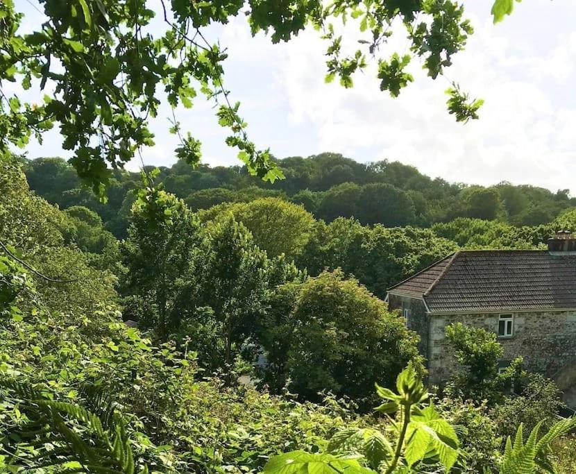 Cosy Retreat In Beautiful Cornwall Helston Exterior photo